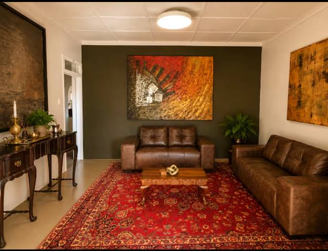 2 BEDROOM APARTMENT FOR SALE IN WINDERMERE